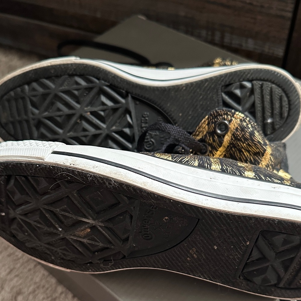 Converse Zebra Print High-Top Sneakers - Picture 6 of 6